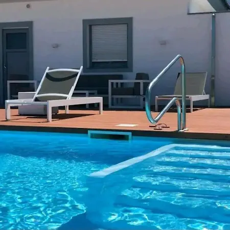 Con Encanto, Centrico Y Con Piscina!!! Apartment